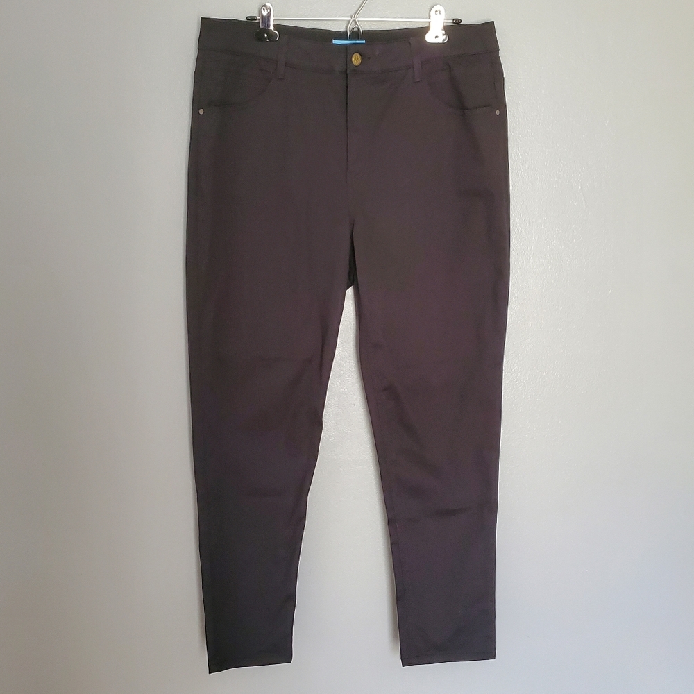 Draper James RSVP Black Tapered Pants Comfort Elastic Band Waist Size 16
